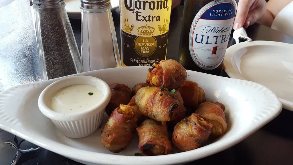 Jackson Avenue Pub | restaurant | 7 Jackson Ave, Naperville, IL 60540, USA | 6309049400 OR +1 630-904-9400