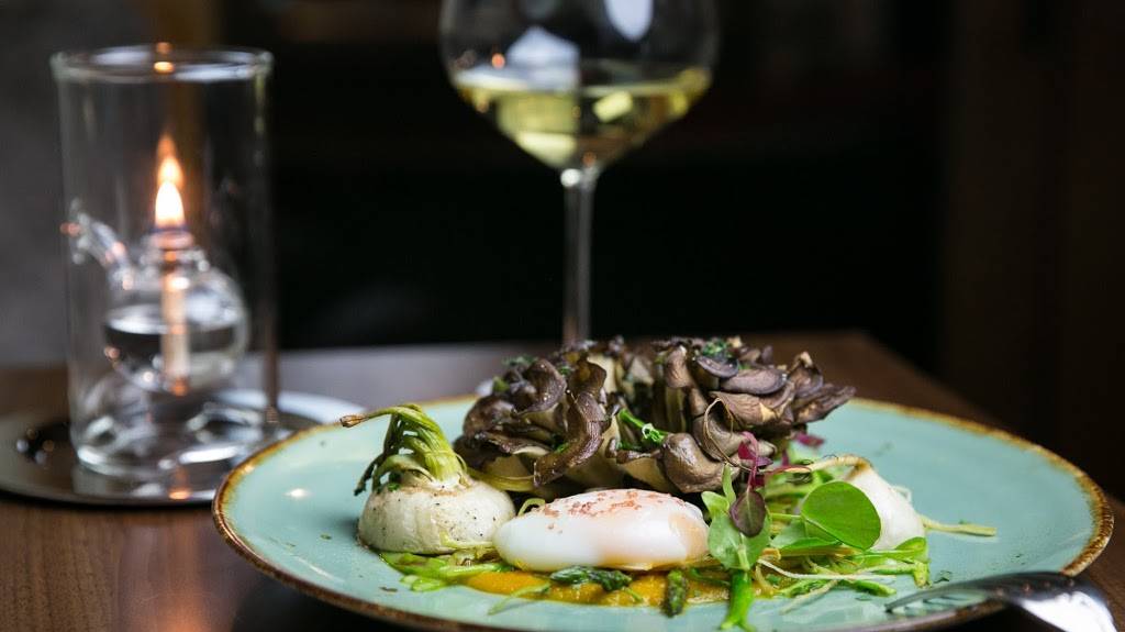 La Tour Restaurant | restaurant | 122 E Meadow Dr, Vail, CO 81657, USA | 9704764403 OR +1 970-476-4403