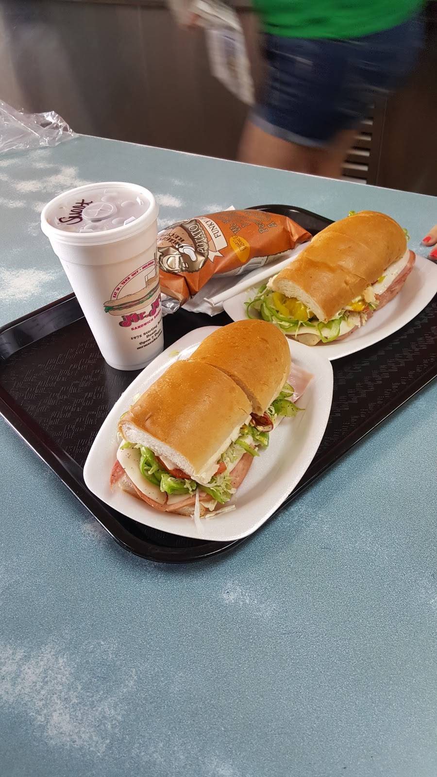 Mr Ms Sandwich Shop | meal takeaway | 1975 Stirling Rd, Hollywood, FL 33020, USA | 9549256400 OR +1 954-925-6400