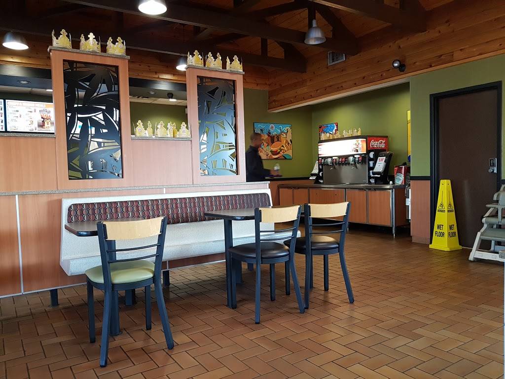 Burger King | restaurant | 930 Pembroke St E, Pembroke, ON K8A 3M3, Canada | 6137350004 OR +1 613-735-0004