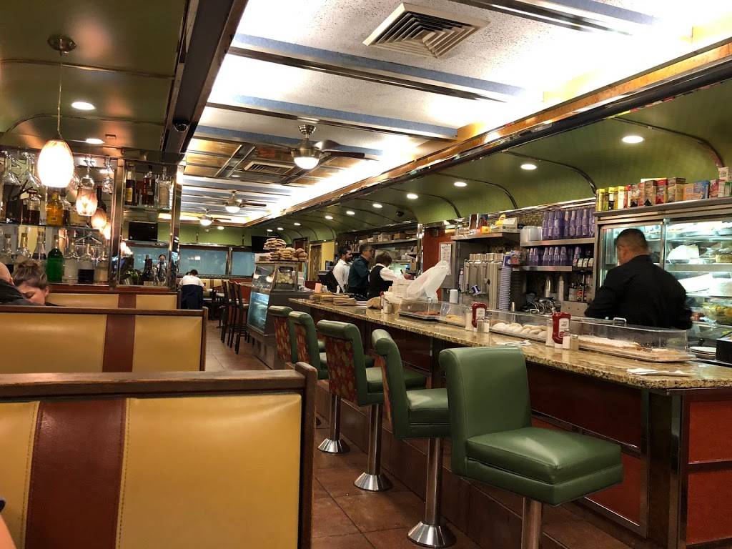 Court Square Diner | restaurant | 45-30 23rd St, Long Island City, NY 11101, USA | 7183921222 OR +1 718-392-1222