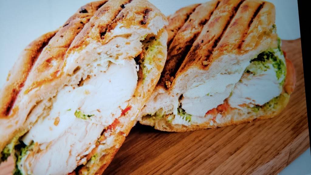 The Terry Melt | restaurant | 22000 Ford Rd, Dearborn Heights, MI 48127, USA | 3134062065 OR +1 313-406-2065