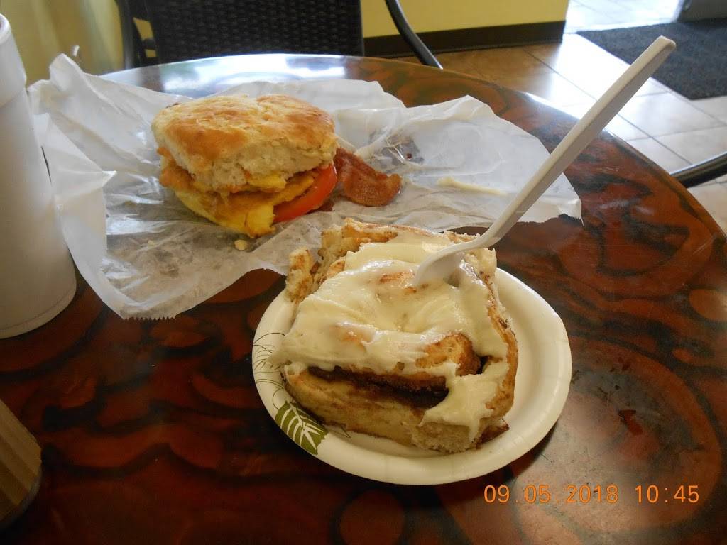 Moms Restaurant Cape Coral | restaurant | 1239 Cape Coral Pkwy E, Cape Coral, FL 33904, USA | 2392090707 OR +1 239-209-0707