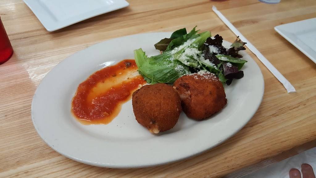 Bella Napoli | restaurant | 6229 Brookside Blvd, Kansas City, MO 64113, USA | 8164445041 OR +1 816-444-5041