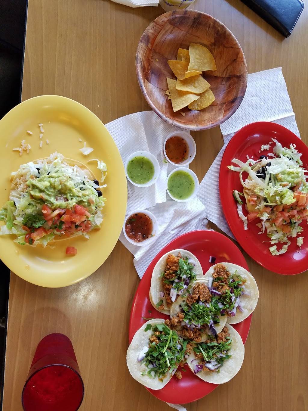 Salsas Taco Bar | meal takeaway | 1710 Brommer St, Santa Cruz, CA 95062, USA | 8314651105 OR +1 831-465-1105