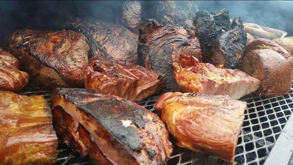 Stewartstown Smokehouse And Beer Barn | restaurant | 9 N Hill St, Stewartstown, PA 17363, USA | 7179932003 OR +1 717-993-2003