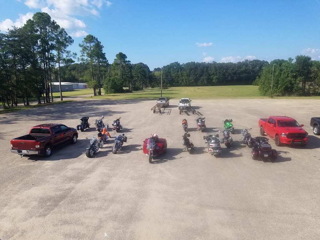 The Sandbar | restaurant | 1 Marina Dr, Selma, AL 36701, USA | 3348771444 OR +1 334-877-1444