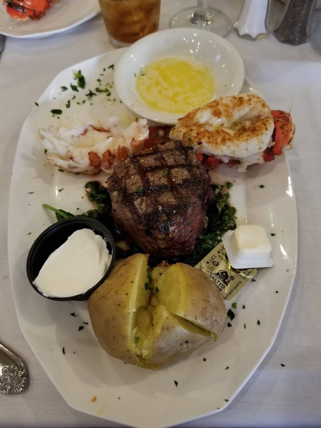 Rockafellers Station Restaurant And Bar | restaurant | 228 Morris Ave, Long Branch, NJ 07740, USA | 7329626666 OR +1 732-962-6666