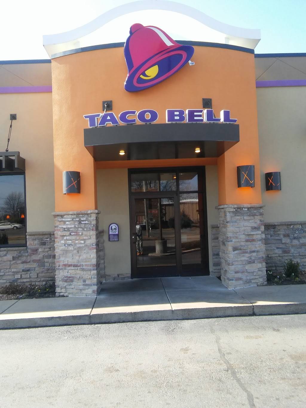 Taco Bell | meal takeaway | 6210 Winchester Rd, Memphis, TN 38115, USA | 9013620703 OR +1 901-362-0703