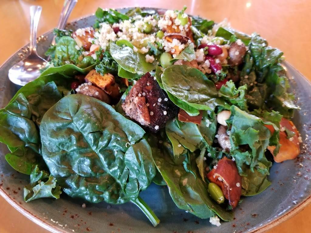 Jacks Urban Eats | restaurant | 1005 Galleria Blvd, Roseville, CA 95678, USA | 9164745023 OR +1 916-474-5023