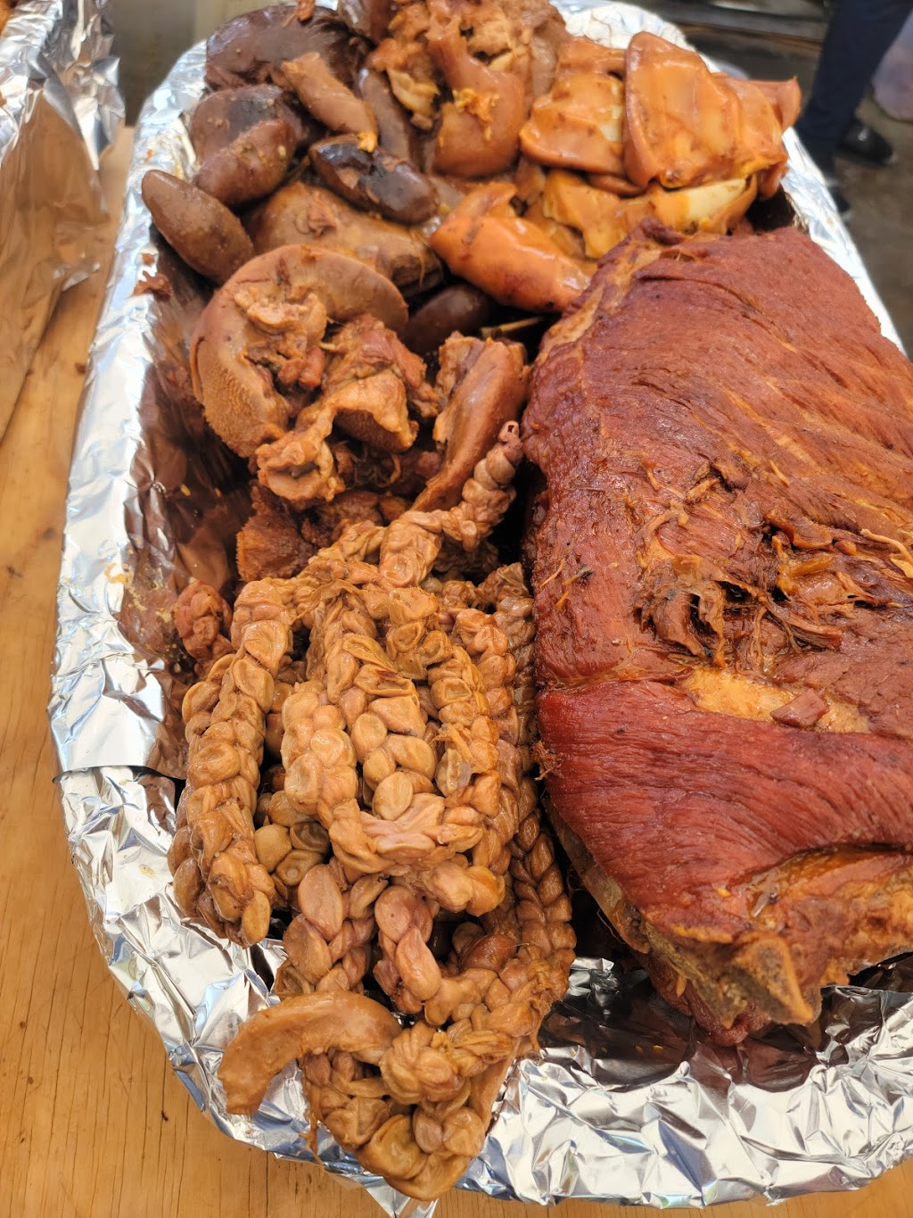 Chicharrónes y Carnitas estilo Tangancícuaro Michoacán | meal takeaway | 1617 S Towne Ave, Pomona, CA 91766, USA | 5622353784 OR +1 562-235-3784