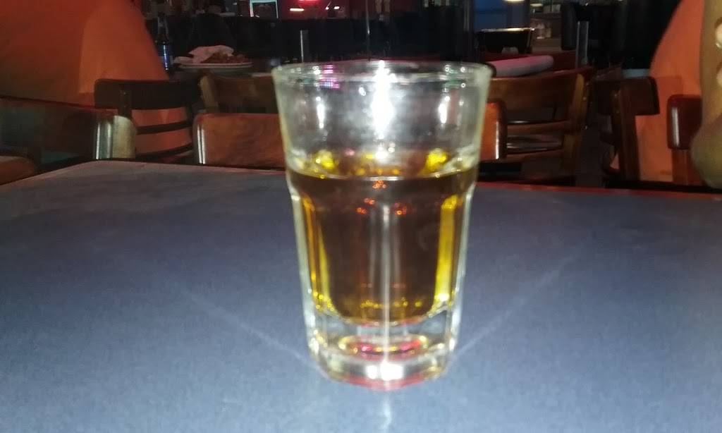 LugNutz Bar and Grill | restaurant | 22 Donald Dr, Fairfield, OH 45014, USA | 5139393333 OR +1 513-939-3333