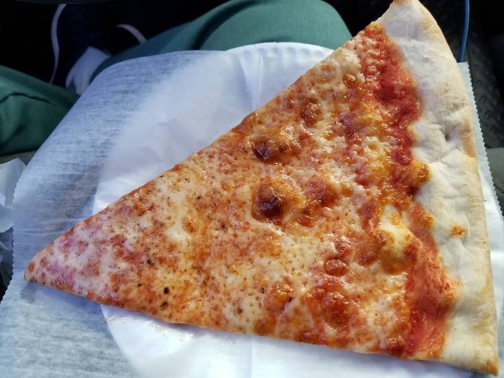 Louie & Ernies Pizza | restaurant | 1300 Crosby Ave, Bronx, NY 10461, USA | 7188296230 OR +1 718-829-6230