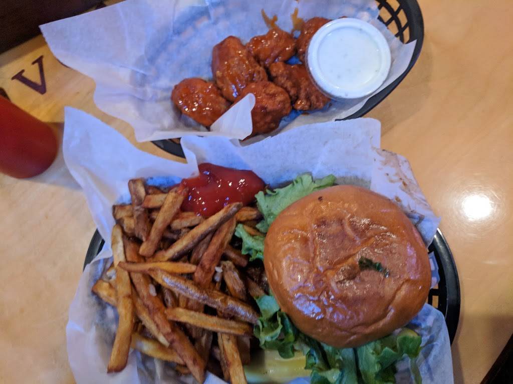 Birch Tavern | restaurant | 639 Main St, Groveport, OH 43125, USA | 6148369776 OR +1 614-836-9776