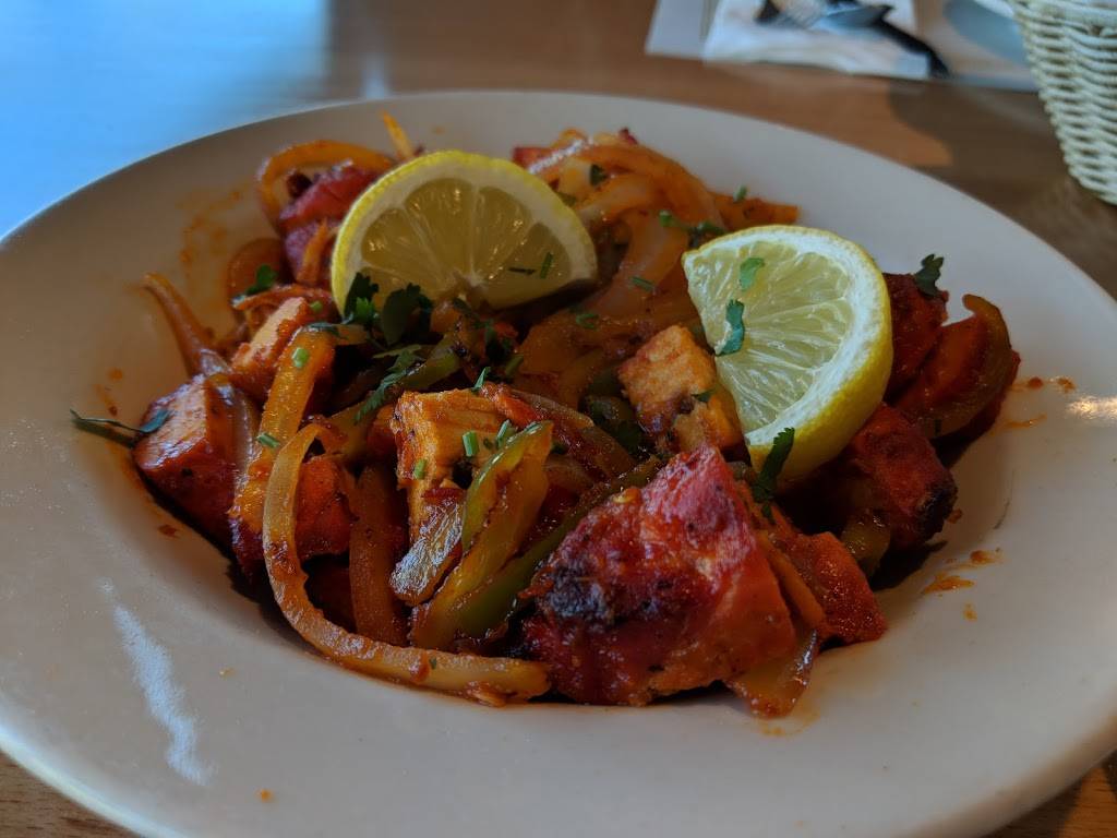 India Palace | restaurant | 120 Hayward Ave, Ames, IA 50014, USA | 5157151060 OR +1 515-715-1060