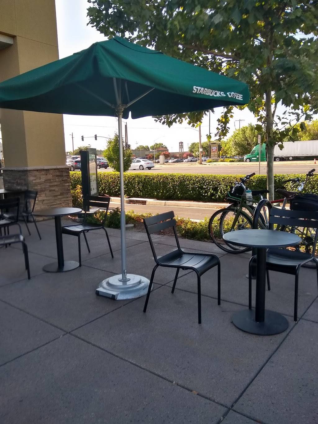 Starbucks | cafe | 1801 McHenry Ave, Modesto, CA 95350, USA | 2095690972 OR +1 209-569-0972