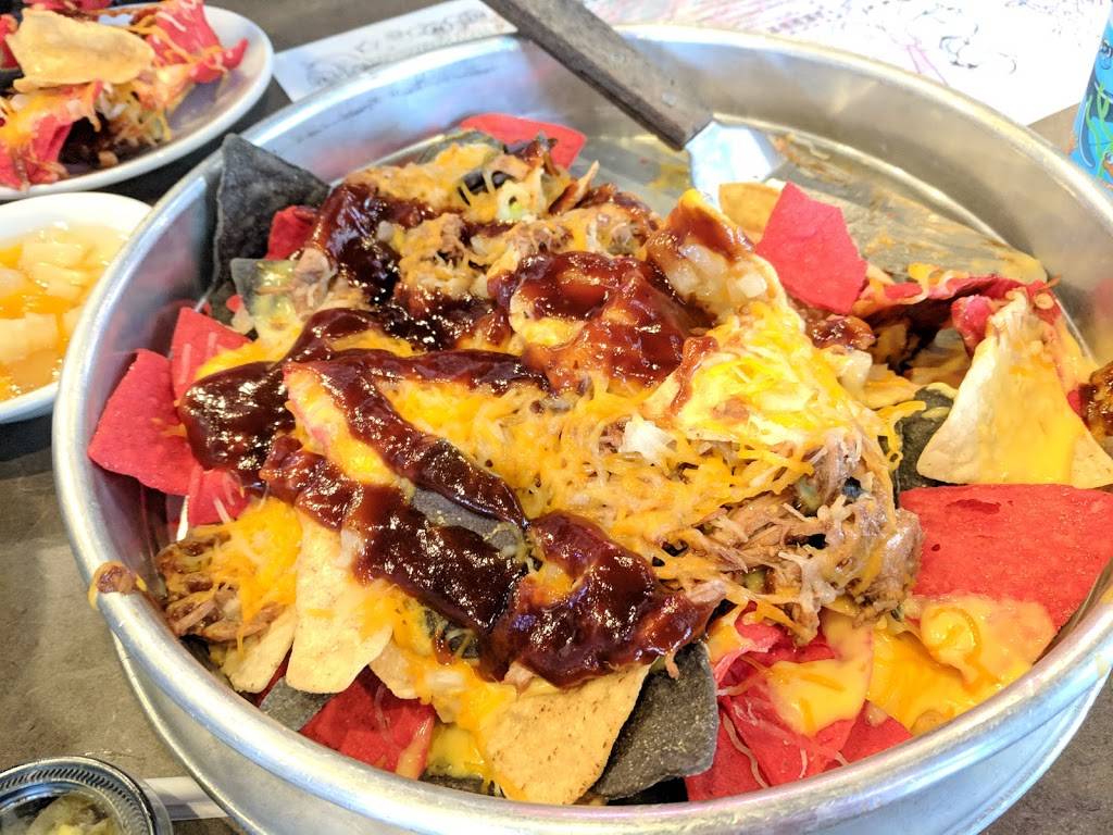 Jerseys Pub & Grub | restaurant | 5761 C St SW, Cedar Rapids, IA 52404, USA | 3198482210 OR +1 319-848-2210