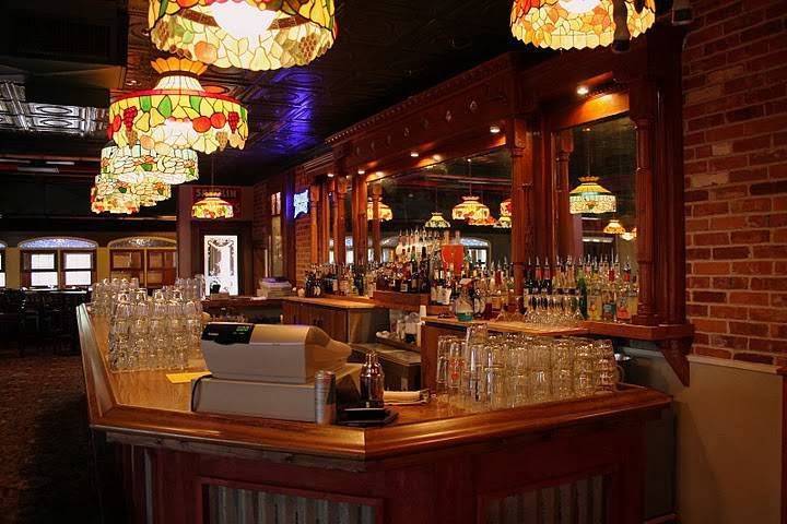 Saddle Up Saloon & Dancehall | night club | 4440 Ogden Ave, Aurora, IL 60504, USA | 6305858600 OR +1 630-585-8600