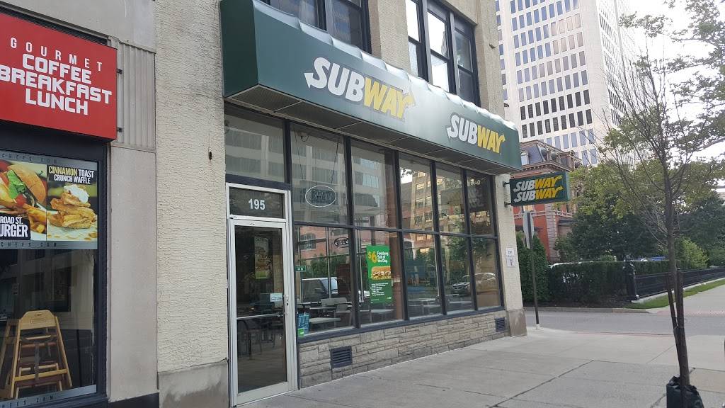 Subway | restaurant | 195 E Broad St, Columbus, OH 43215, USA | 6142217827 OR +1 614-221-7827