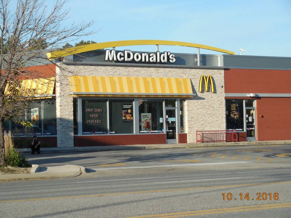 McDonalds | cafe | 6034 W 95th St, Oak Lawn, IL 60453, USA | 7084306934 OR +1 708-430-6934