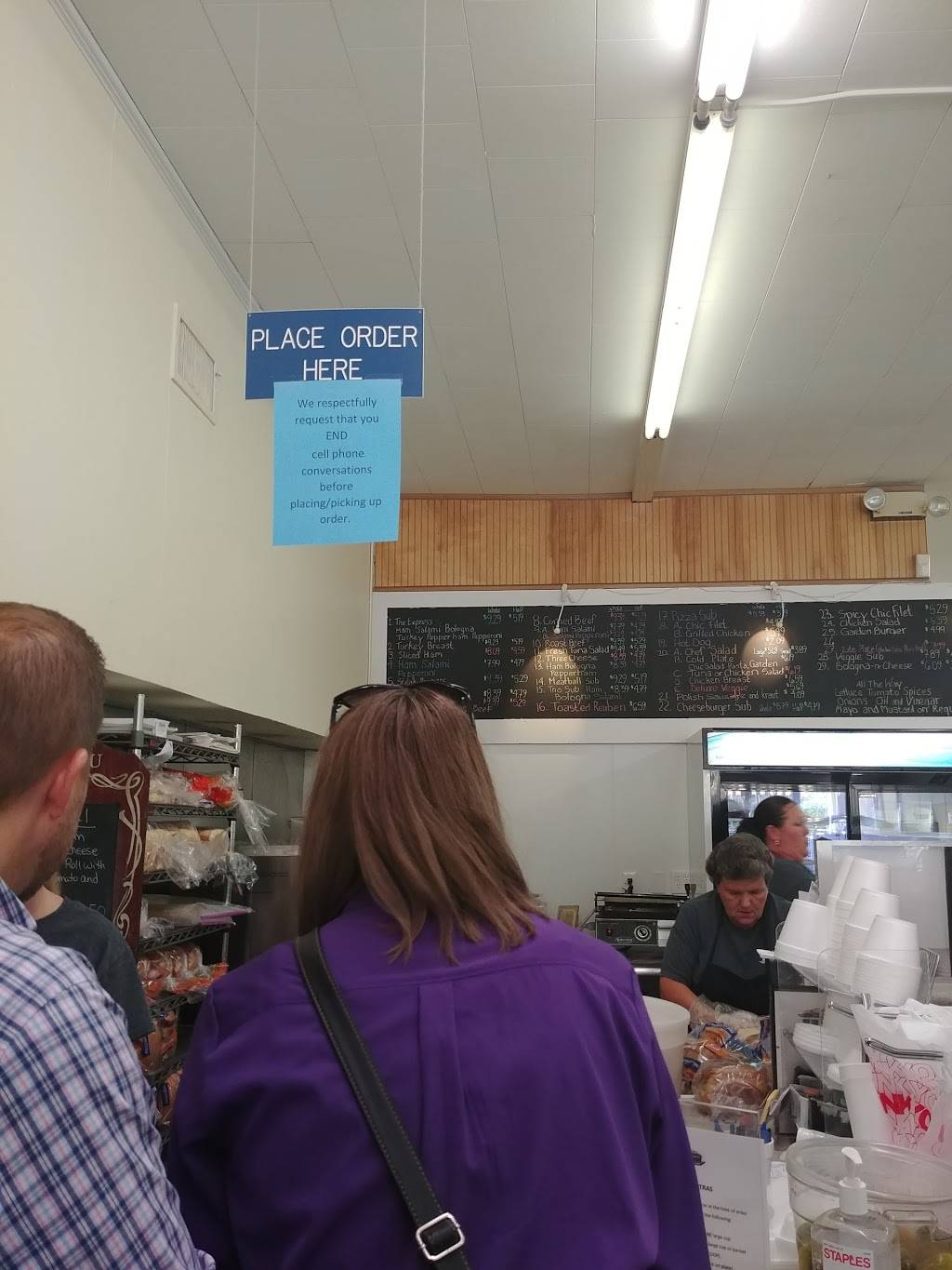 Sub Express | meal takeaway | 126 W Broad St, Statesville, NC 28677, USA | 7048729666 OR +1 704-872-9666