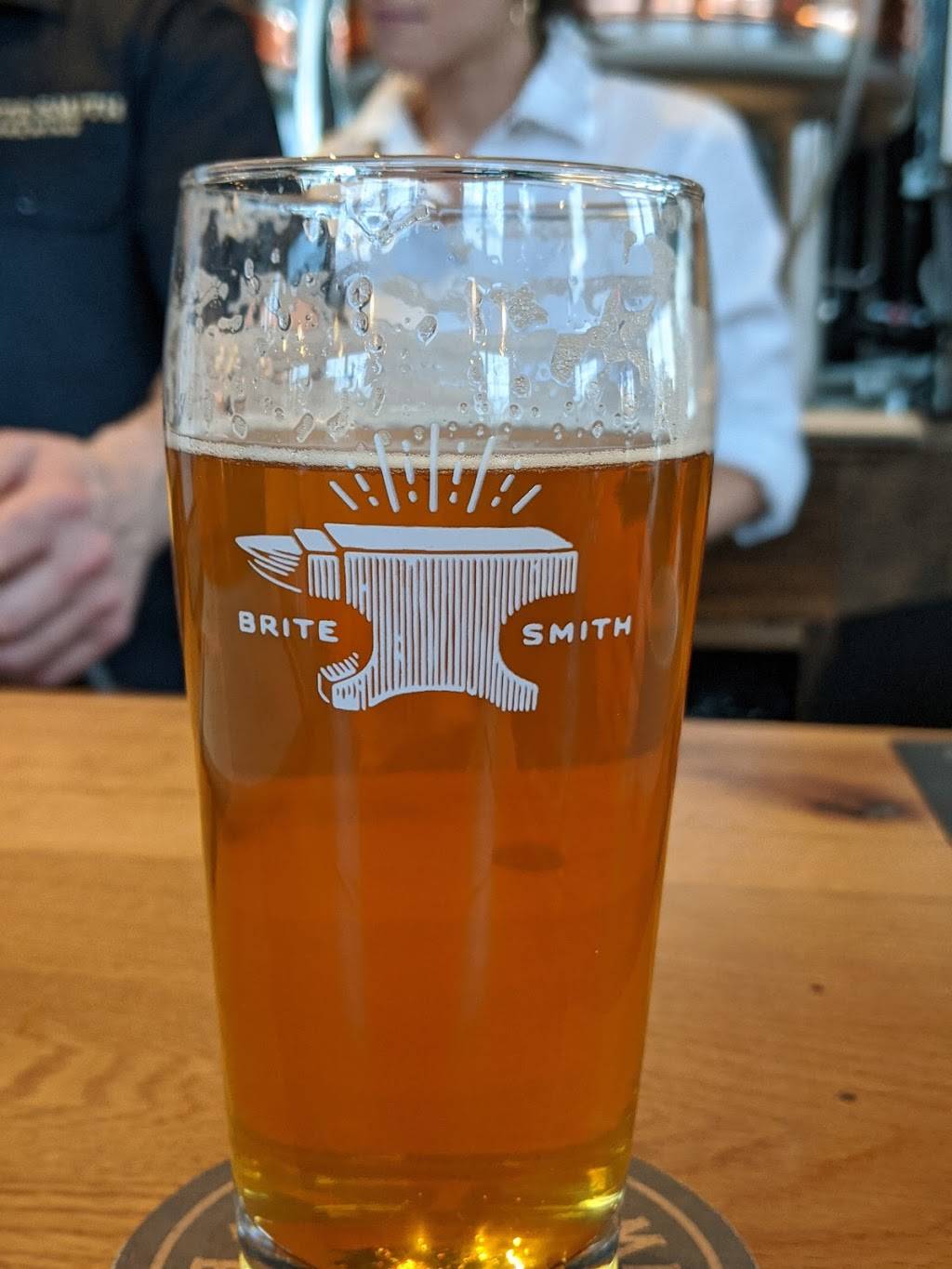 Britesmith Brewing | restaurant | 5611 Main St, Williamsville, NY 14221, USA | 7166504080 OR +1 716-650-4080