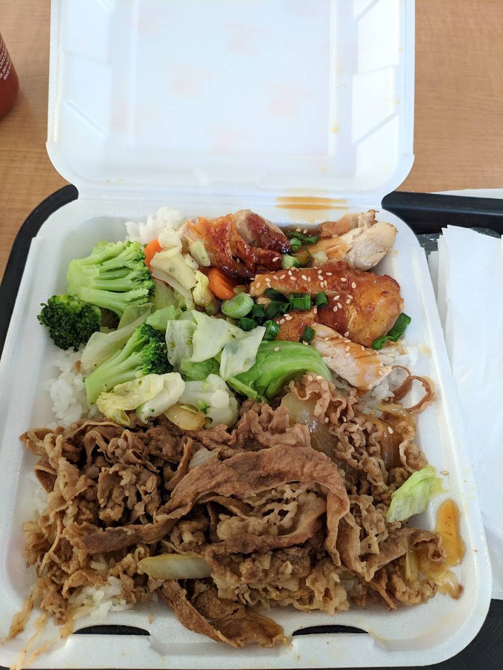 Yoshinoya Rosecrans & Prairie | restaurant | 14308 Prairie Ave, Hawthorne, CA 90250, USA | 3109783074 OR +1 310-978-3074