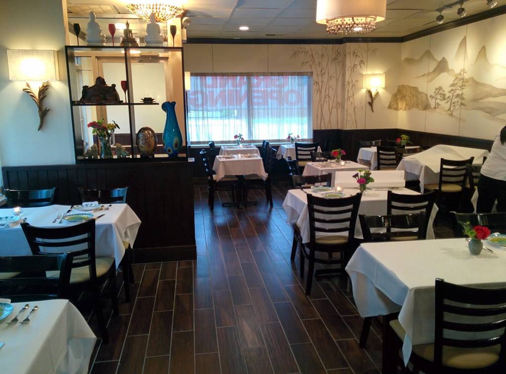 Thithis Restaurant | restaurant | 9144 S Kedzie Ave, Evergreen Park, IL 60805, USA | 7086343925 OR +1 708-634-3925