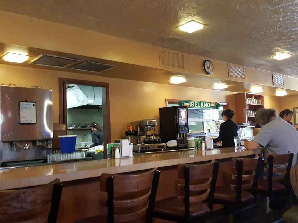 Mulkeys Restaurant | restaurant | 3800 14th Ave, Rock Island, IL 61201, USA | 3097881441 OR +1 309-788-1441