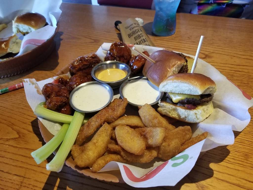 Chilis Grill & Bar | meal takeaway | 2015 Birch Rd Ste 2400, Chula Vista, CA 91915, USA | 6194825551 OR +1 619-482-5551