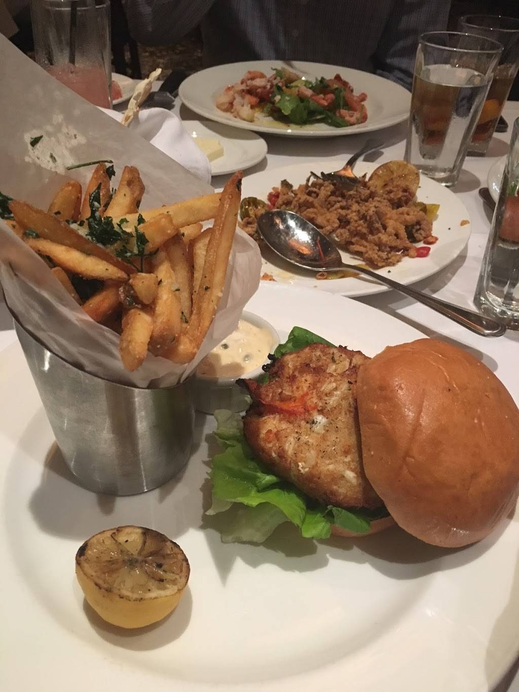 The Capital Grille | restaurant | 236 Mall Blvd, King of Prussia, PA 19406, USA | 6102651415 OR +1 610-265-1415