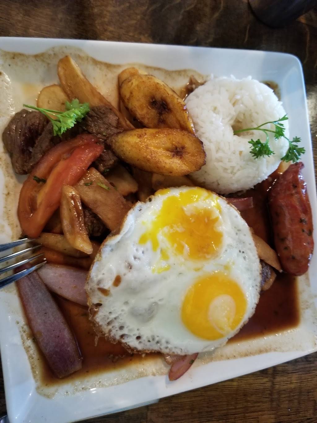 Andes Cafe | restaurant | 2311 Canal St #104, Houston, TX 77003, USA | 8326590063 OR +1 832-659-0063