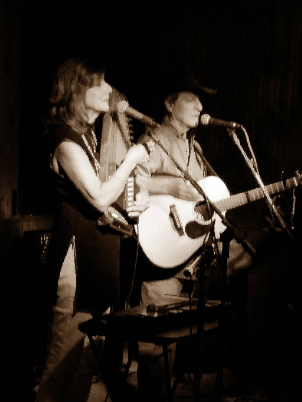 The Americana | restaurant | 2957 Bingle Rd, Houston, TX 77055, USA | 7133707554 OR +1 713-370-7554