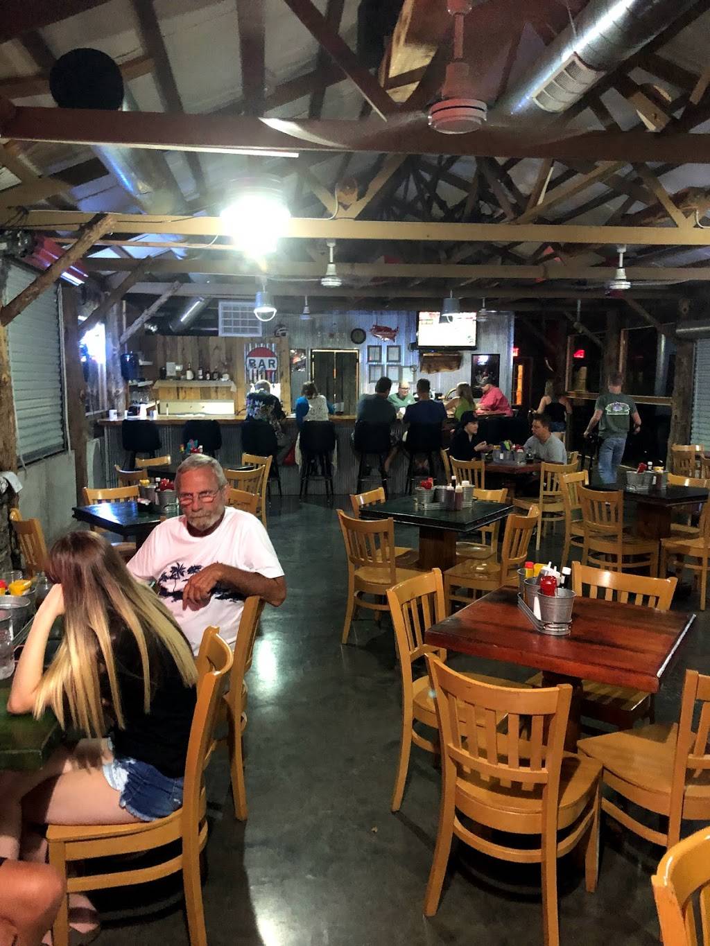 Camp Bagnell Fish & Steak | restaurant | 401 Old Bagnell Rd, Eldon, MO 65026, USA | 5736931275 OR +1 573-693-1275