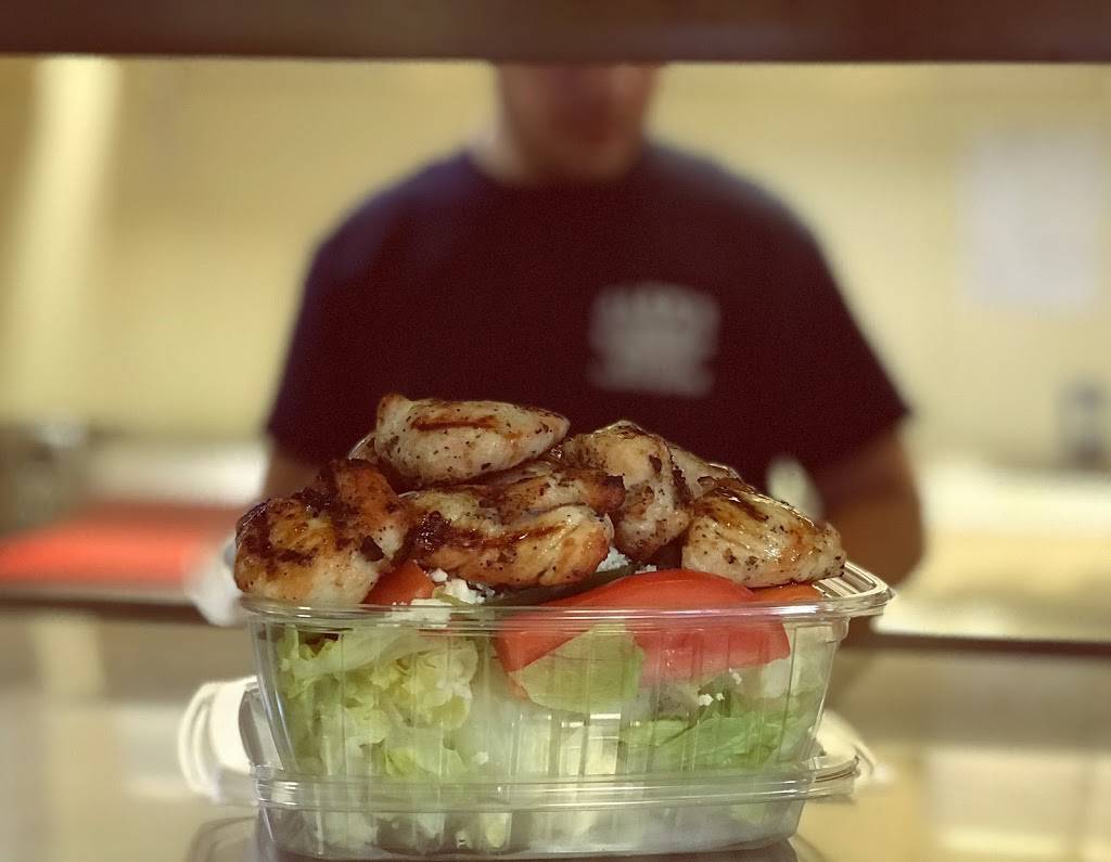 Alexs Roast Beef & Seafood | restaurant | 53 Main St # A, Topsfield, MA 01983, USA | 9788871222 OR +1 978-887-1222