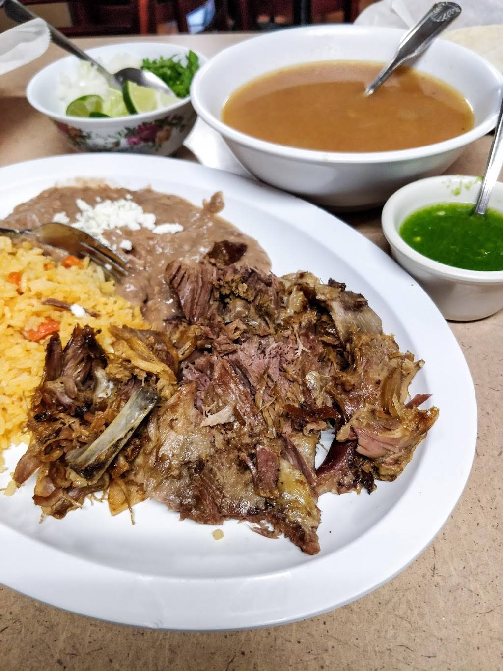 El Borrego Sagrado Barbacoa Restaurant | restaurant | 1307 S Main St, Santa Ana, CA 92707, USA | 7142859506 OR +1 714-285-9506