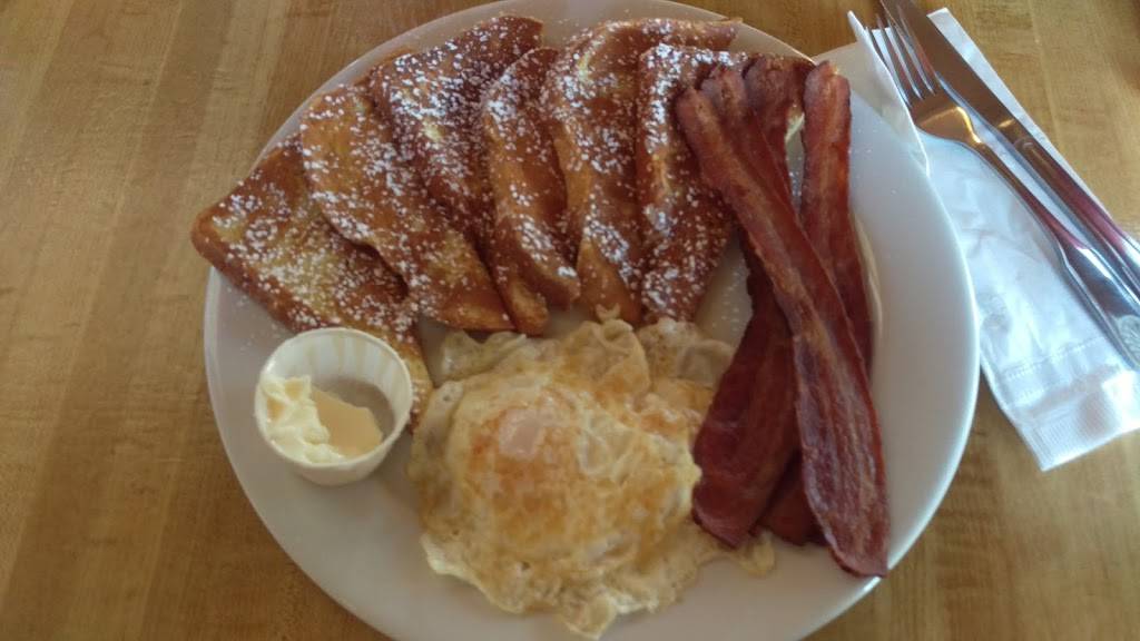 Aggies Hamburgers & Hot Dogs | restaurant | 19600 Hesperian Blvd, Hayward, CA 94541, USA | 5108879996 OR +1 510-887-9996