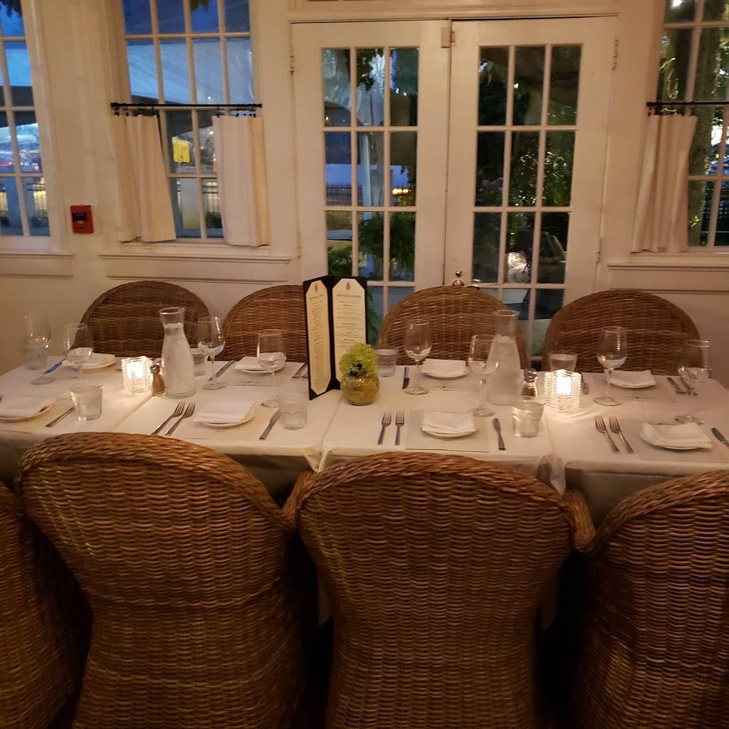 Spring House Restaurant, Kitchen & Bar | restaurant | 450 N Spring St, Winston-Salem, NC 27101, USA | 3362934797 OR +1 336-293-4797