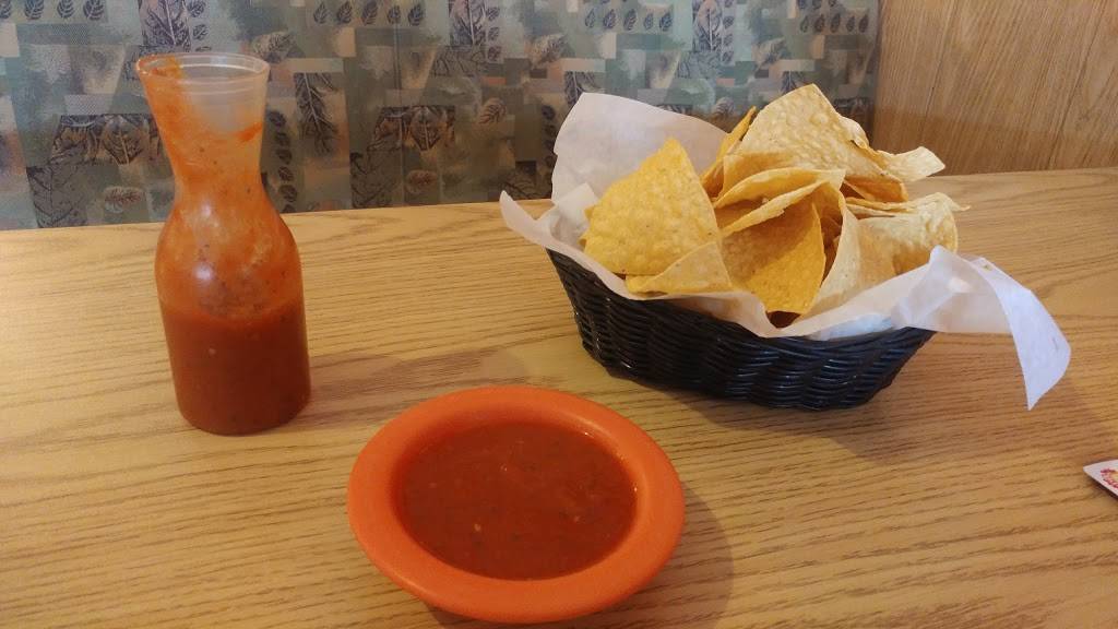 Rio Blanco | restaurant | 110 W Main St, Manchester, IA 52057, USA | 5639272744 OR +1 563-927-2744