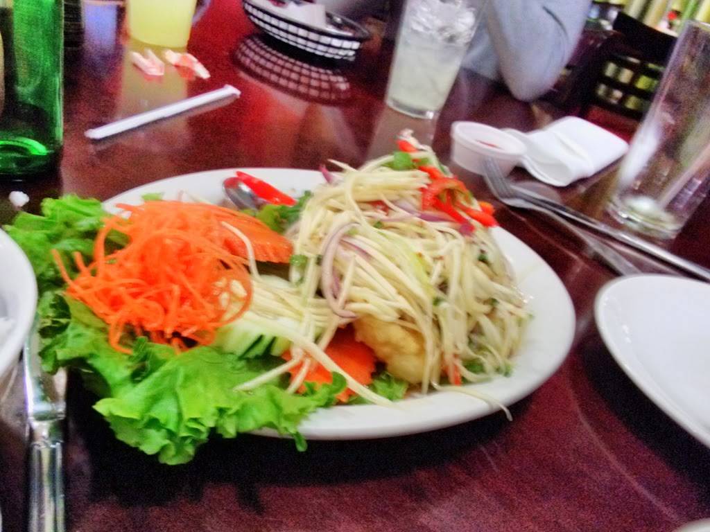 Ginger Thai Cuisine | restaurant | 303 Grasshopper Ln, Houston, TX 77079, USA | 2815317739 OR +1 281-531-7739