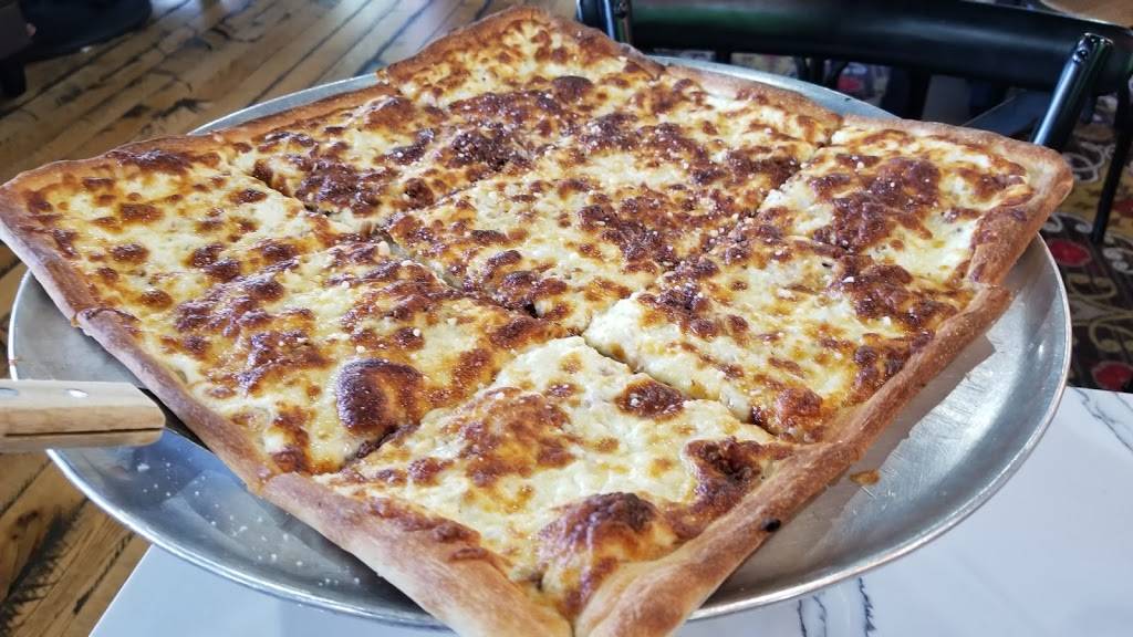 Mondo Wood Fired Pizza | restaurant | 950 SE Indian St, Stuart, FL 34997, USA | 7722912767 OR +1 772-291-2767