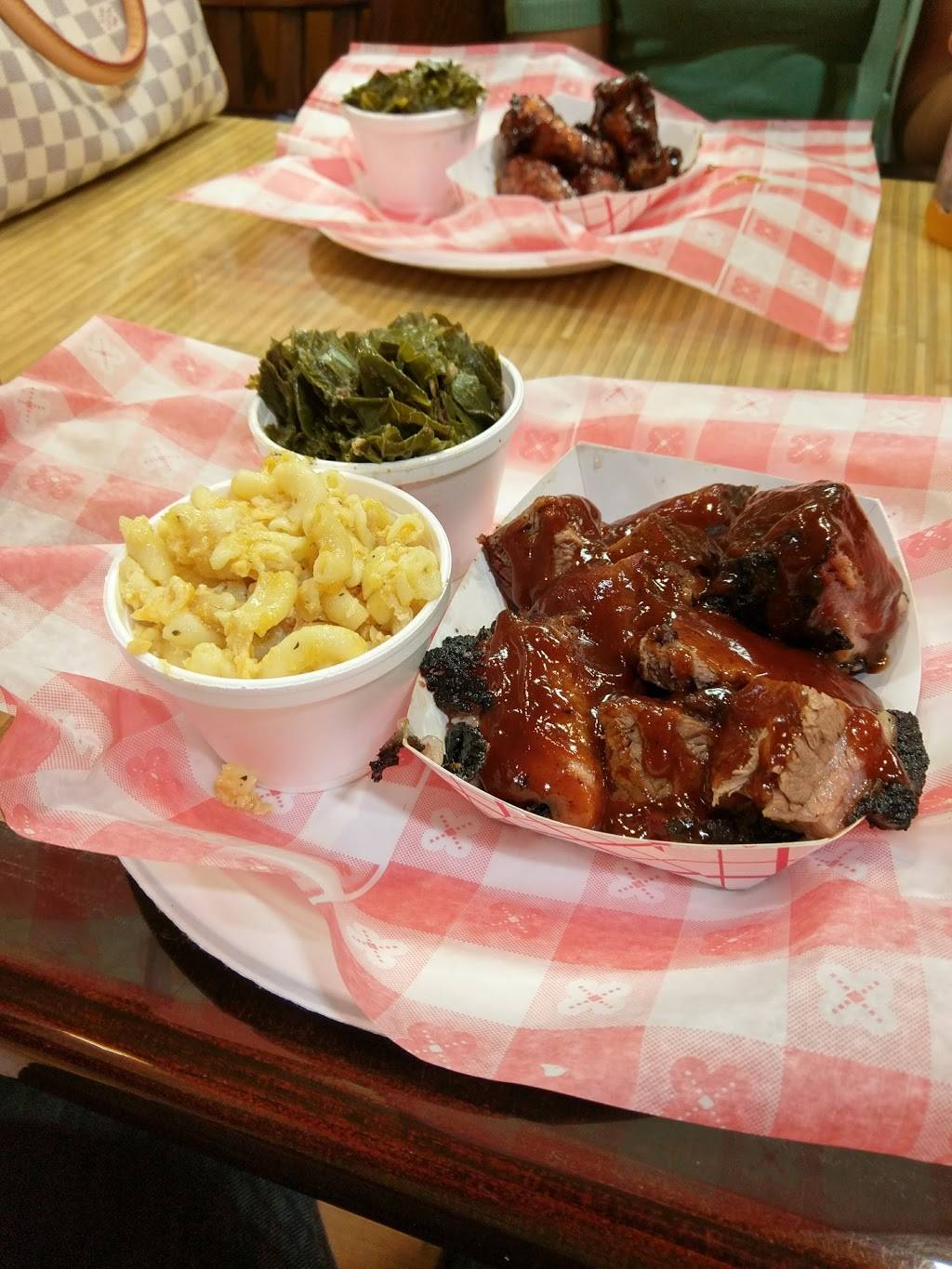 Ricky Ds Rib Shack | restaurant | 302 Winchester Ave, New Haven, CT 06511, USA | 2037454998 OR +1 203-745-4998