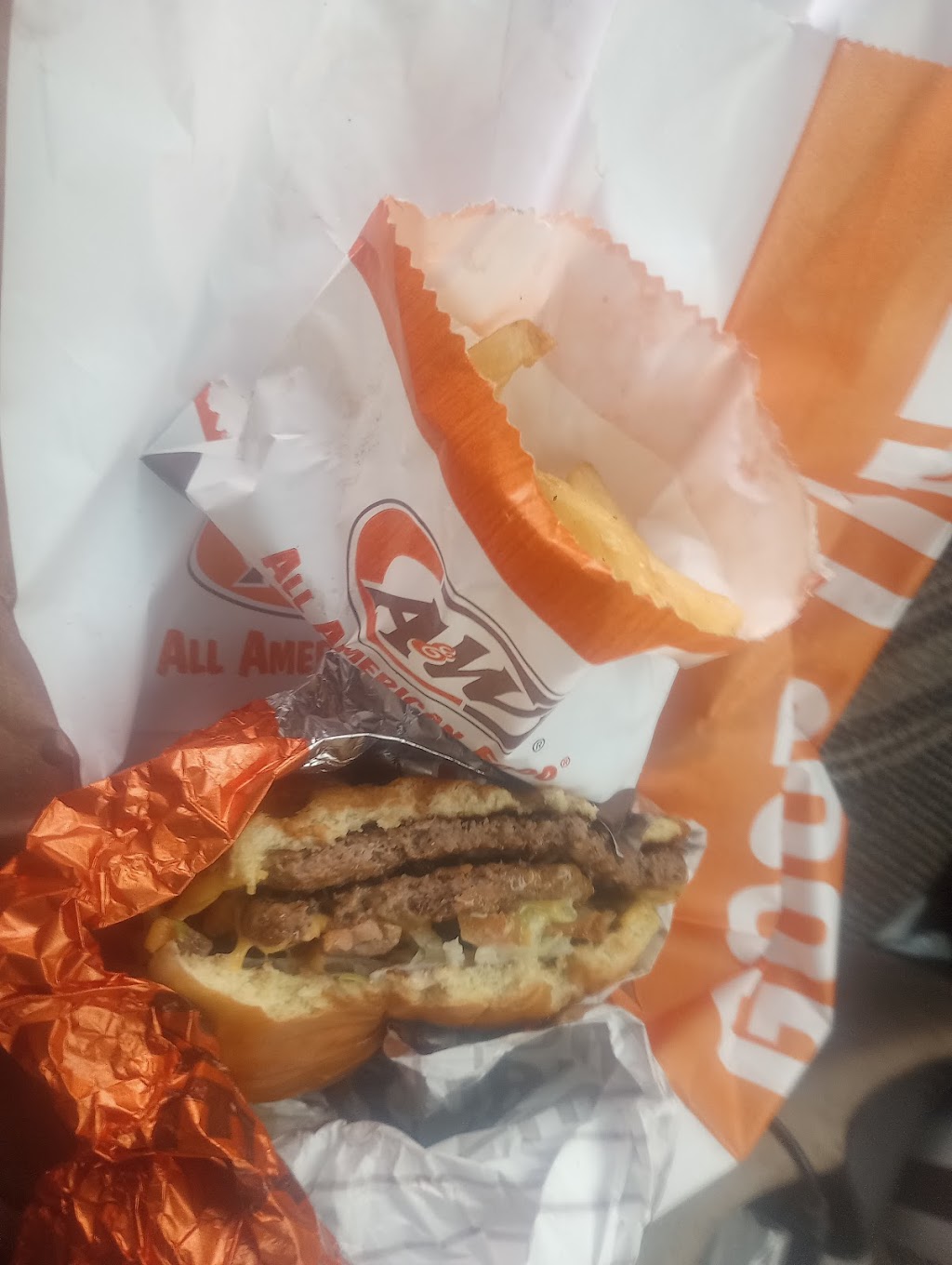 Sonic Drive-In | restaurant | 8602 FM 969 Building 2, Austin, TX 78724, USA | 5126842437 OR +1 512-684-2437