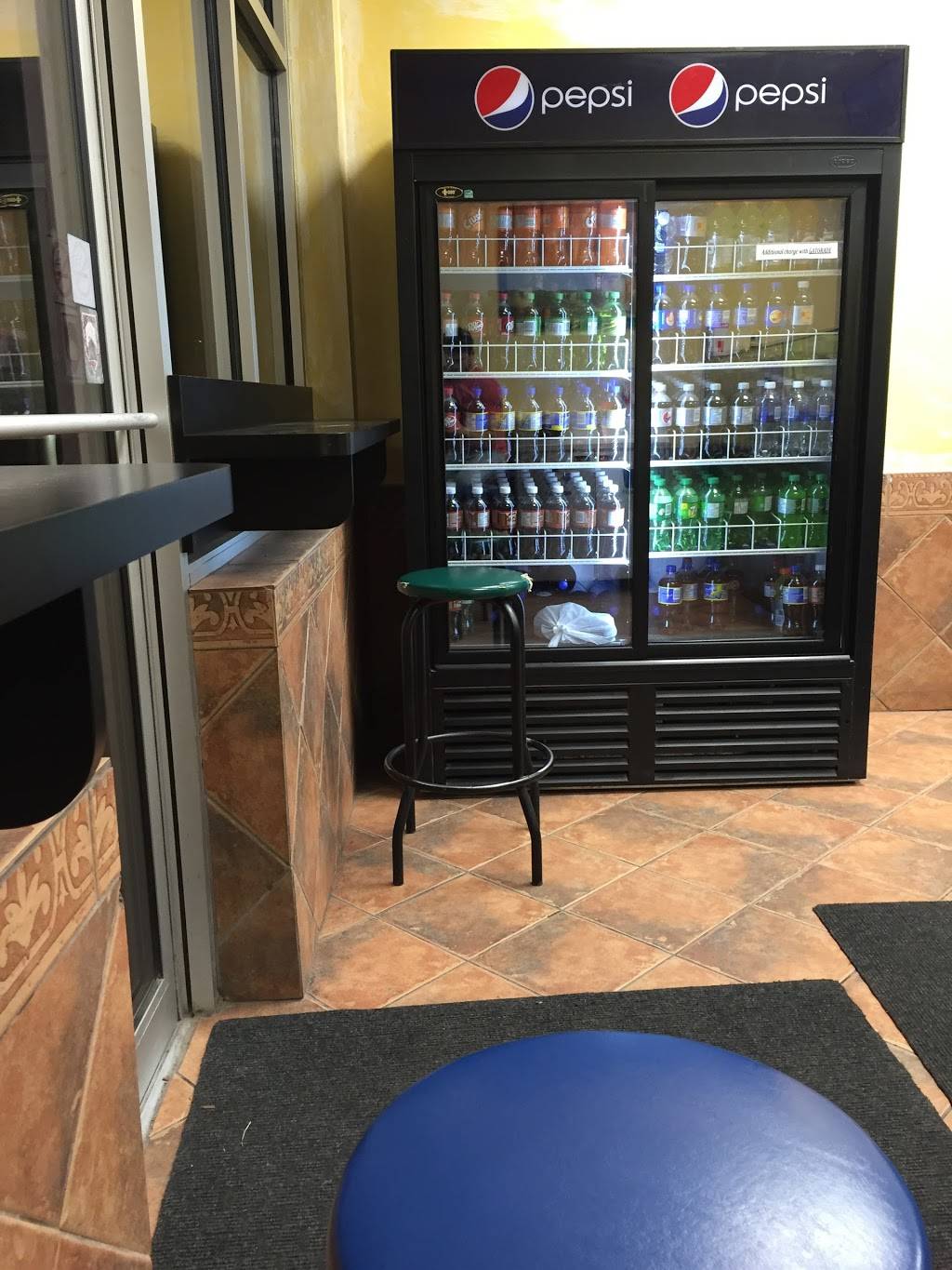 Twice The Deal Pizza | restaurant | 105 Clair Rd. E. Unit 104 H2, Guelph, ON N1L 1H1, Canada | 5197637770 OR +1 519-763-7770