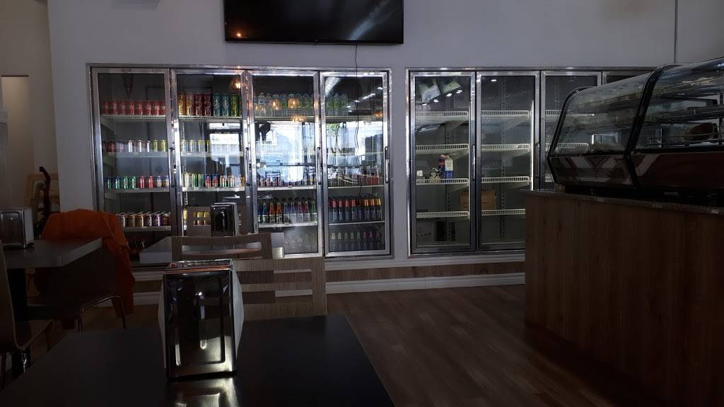 Kulfi Cafe | cafe | 212 Main St W, Palmerston, ON N1G 2P0, Canada | 5194174335 OR +1 519-417-4335