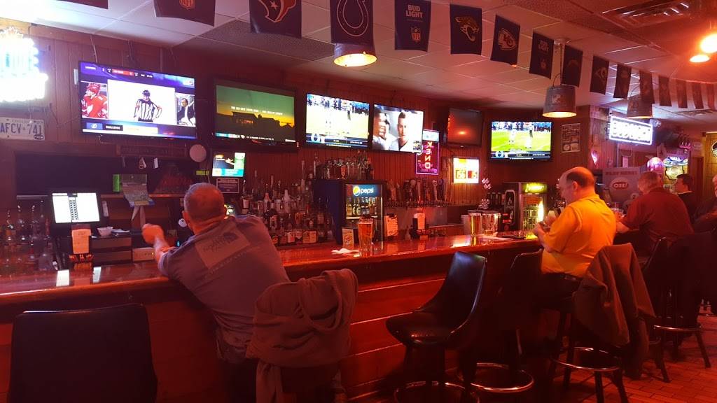 Frickers | restaurant | 6339 Monroe St, Sylvania, OH 43560, USA | 4198852141 OR +1 419-885-2141