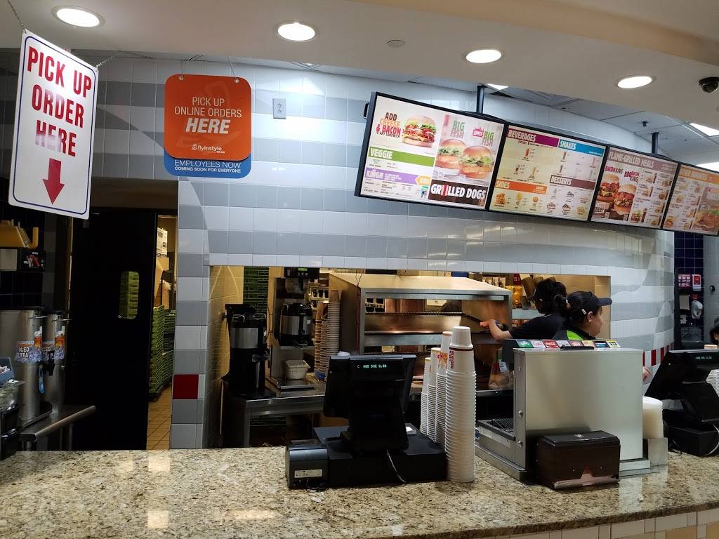 Burger King | restaurant | 1 Terminal Dr, Nashville, TN 37214, USA | 6152754290 OR +1 615-275-4290