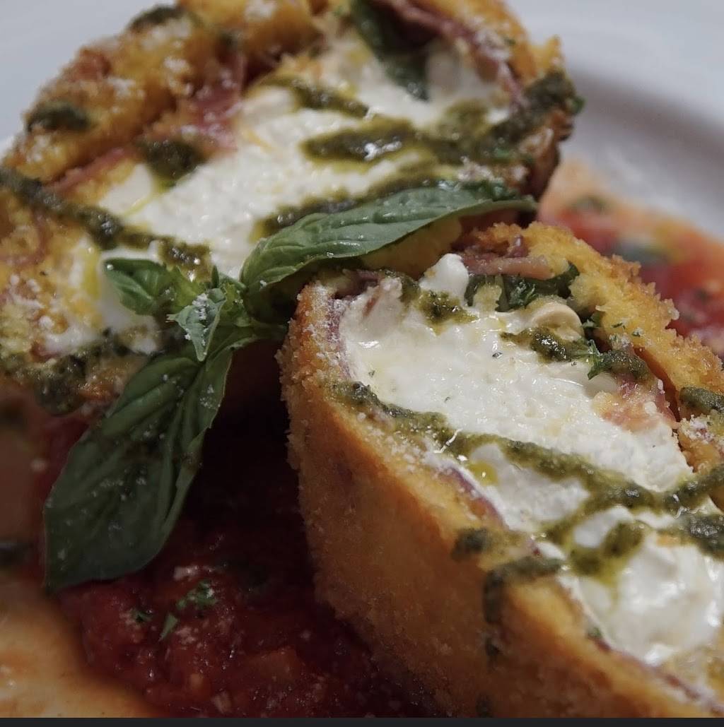 The Manhattan | restaurant | 16 Eden Ave, Southington, CT 06489, USA | 8607365500 OR +1 860-736-5500