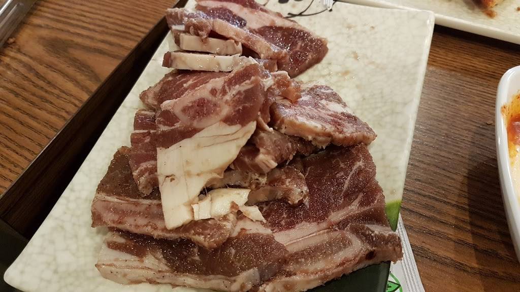 Mon Ami Korean BBQ | restaurant | 6521 Avenue Somerled, Montréal, QC H4V 1S7, Canada | 5144882580 OR +1 514-488-2580