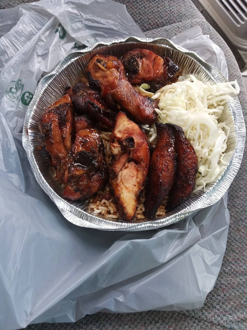 Dat Fire Jerk Chicken | restaurant | 226 Northside Dr SW, Atlanta, GA 30313, USA | 4042544494 OR +1 404-254-4494